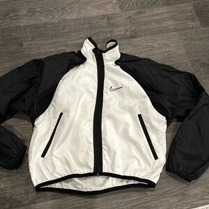 Vintage Nike bomber black and white y2k streetwear Japan kawaii bratz